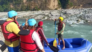 River rafting in jim corbett